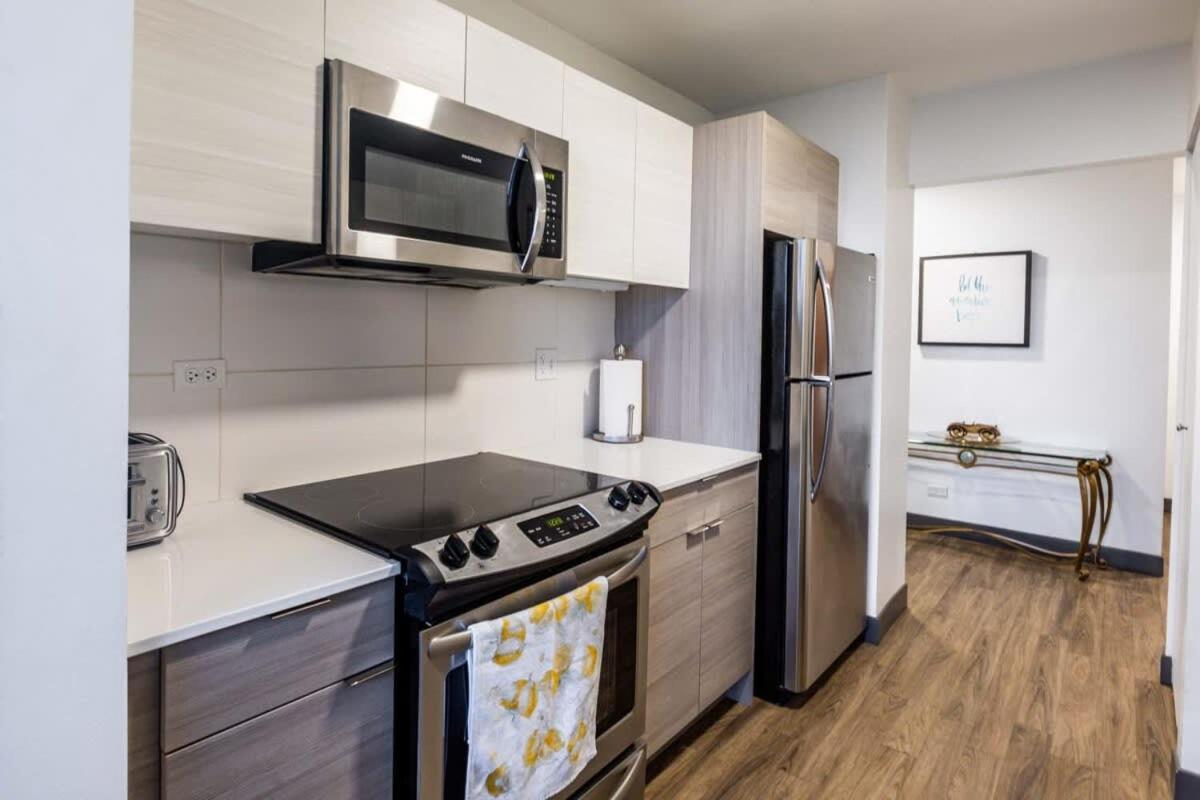 Ultimate 3br Luxury Near Navy Pier With Gym & Pool By Envitae *